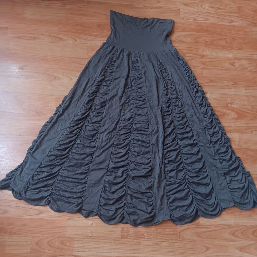 Gray boho maxi skirt wide stretch band Size XS shirring trhoughout